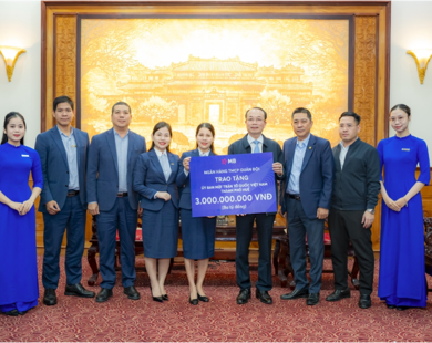 Ngân hàng TMCP Quân đội đóng góp 3 tỷ đồng hỗ trợ thành phố Huế khắc phục hậu quả thiên tai