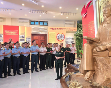 Đổi mới nội dung và phương pháp giáo dục truyền thống của Đảng cho đảng viên trẻ tại Học viện Chính trị hiện nay